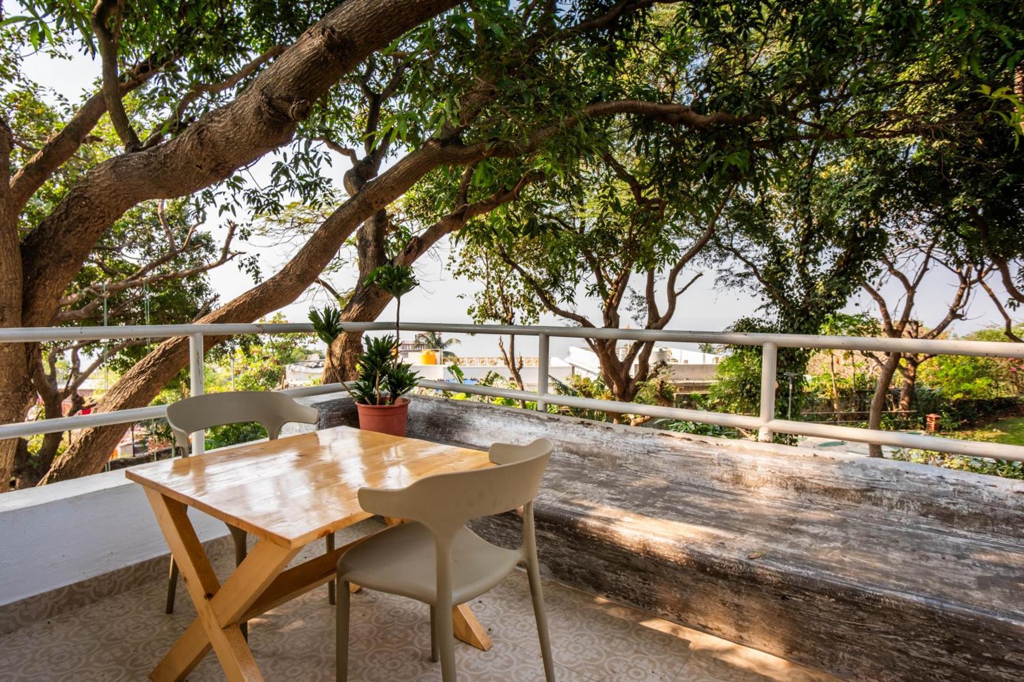 The Lighthouse - Formerly Known As Utan Sea Resort ターネー エクステリア 写真